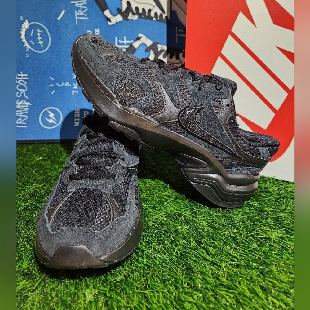NEW  Nike AL8 Womens 8.5 Mens 7 Tripple Black Running Casual Sneaker